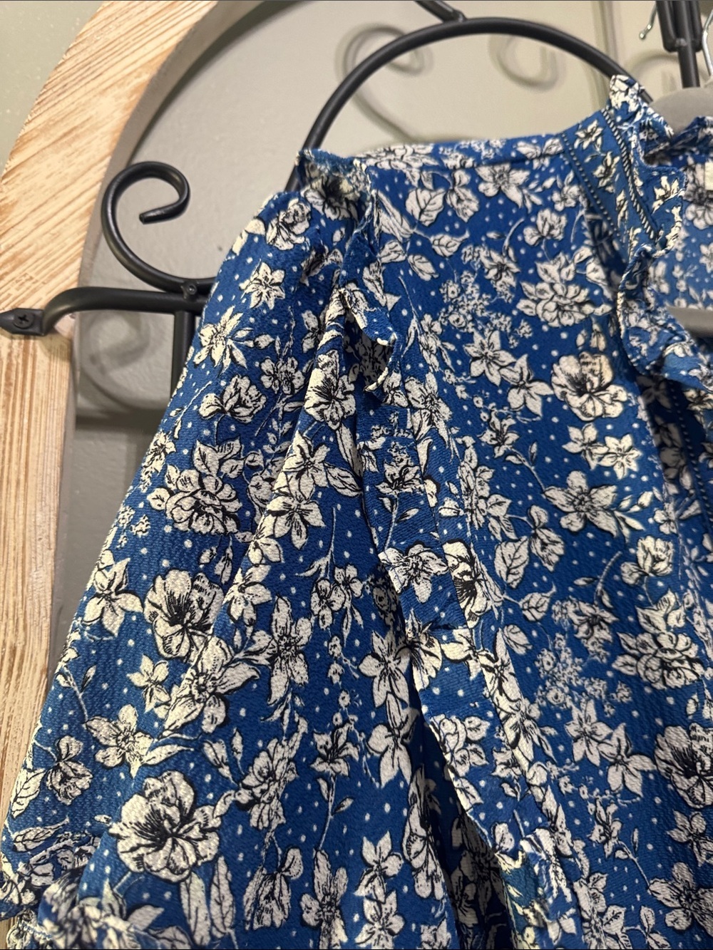 Max Studio Blue and White Floral Maxi Dress 1X feminine lightweight peasant - Picture 6 of 14